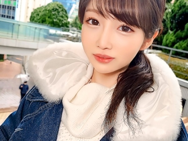 【超小顔美少女のイチャラブデート】『見てて…♡』ホテルでカメラ目線で喘ぎまくる！小顔美女が悶えイキまくるエロかわセックスデート！！