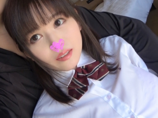 【制服美少女の淫らな乱れ】巨乳の清楚系JKが肉棒で激しく突かれ、おっぱい揺らして感じまくり！！制服の下の秘めたエロさに驚愕！♡