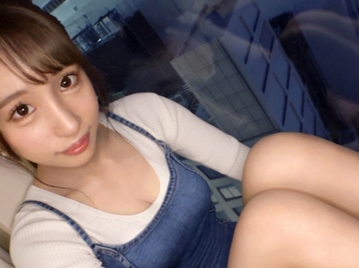 【美脚】スラリと伸びる美脚のスレンダー美女がのおマンコをズボズボ激ピス！パイパンマンコを肉棒で拡げ濃厚セックスに乱れる！