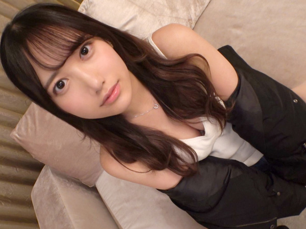 【配信者ドスケベ実況】戸田恵〇香似の美女がデカチンに挑戦！奥まで咥え込み、おまんこヒクヒク痙攣絶頂！本気で感じまくる姿がヤバい！！