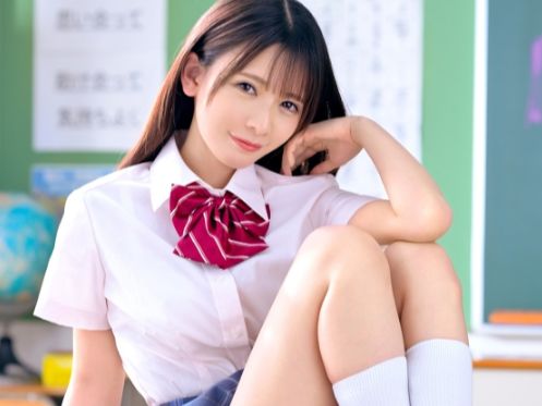 【制服美少女の誘惑】からかい上手な同級生が教室でエッチな姿を見せてきた！我慢できずに制服のまま教室でセックスしちゃう！ｗ