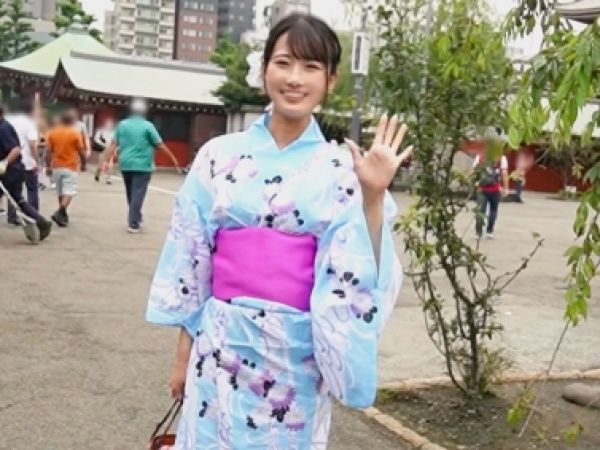 【浴衣JDの危険なつまみ食い】「友達の彼氏って興奮する♡」テニサー清楚系ビッチが親友の彼氏を誘惑！浴衣姿で生ハメSEX！着衣のままハメ撮りでエッチな夏祭り！