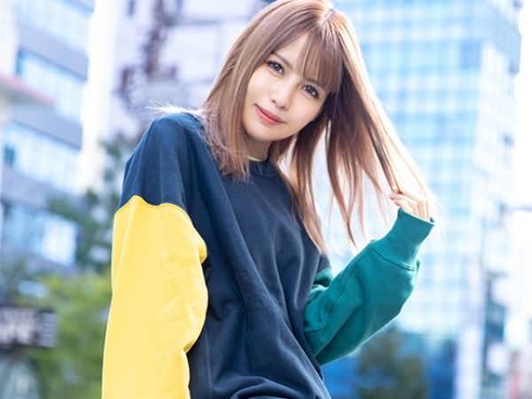 【芸能界志望ギャルの裏事情】『私、もっと有名になりたい…』派手カワアパレル店員がAVで本気の3P挑戦！2本のチンポを同時に味わい、ギャルらしいエロさ全開で乱れまくる！♡