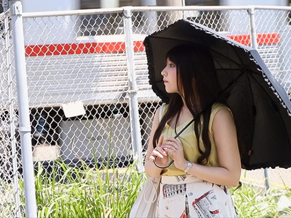 【人妻不倫】『もう我慢できない…』欲求不満な美熟妻がホテルで大胆に股を開き、旦那以外のチンコを求めて愛液垂らす！禁断のエロプレイで火照るカラダを激しく揺らす♡