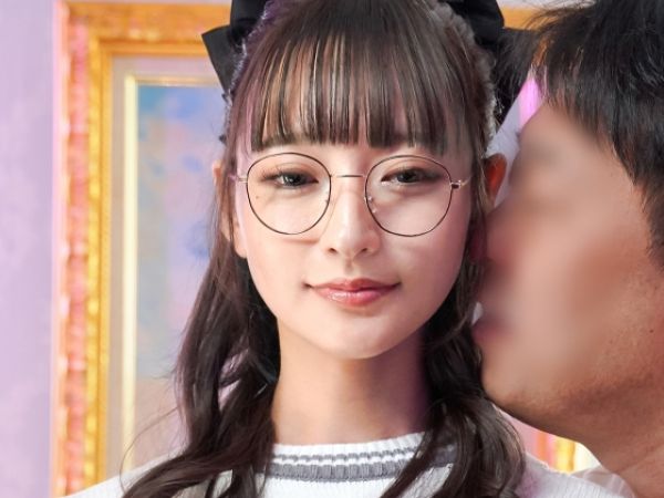 【風俗最前線】無表情なスレンダー美少女ロボを好き放題！メガネが似合うセクサロイドとヤリまくりSEX！感情のないロボ娘を思うがままに犯しちゃう♡