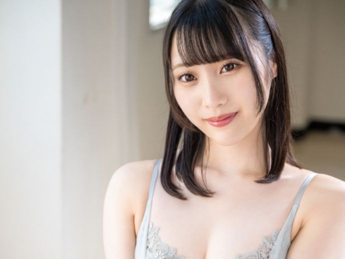 【上京道産子美少女】雪国育ちの純粋少女が東京で大胆に！真っ白な美肌とプリ尻がたまらない！田舎娘が都会のチ○ポに翻弄されちゃう♡