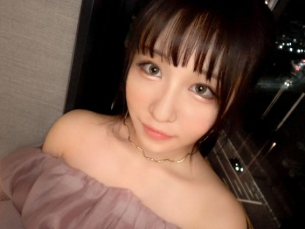 【色白どM美少女】『ダメ…感じちゃう…』敏感ボディが電マで痙攣絶頂！寝起きの朝勃ちチンポに即ハメされ、連続アクメでメス顔全開！ウブな美少女がエロすぎる！♡