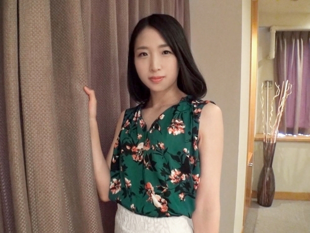【美尻お姉さんの腰振り】『もっと奥まで…』スレンダー美人が騎乗位で乱れまくり！キレイなカラダをくねらせ、快感に悶える姿がエロすぎる！！