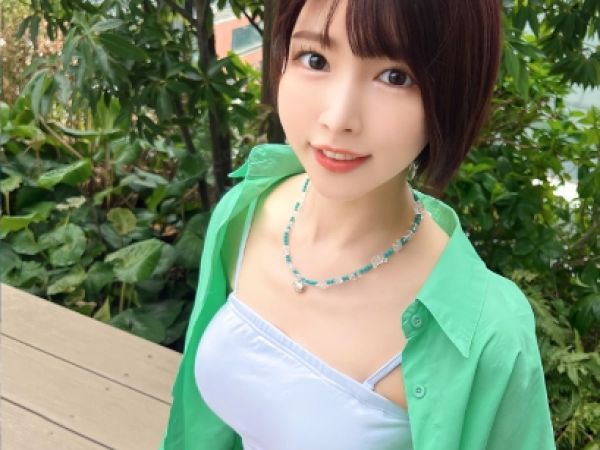 【アイドル裏事情】ライブ後のホテルで本性丸出し！現役アイドルがファンに言いなり生ハメセックス！カメラの前でチ○ポ咥え込み、生中出しされちゃう裏切り行為がヤバすぎる♡