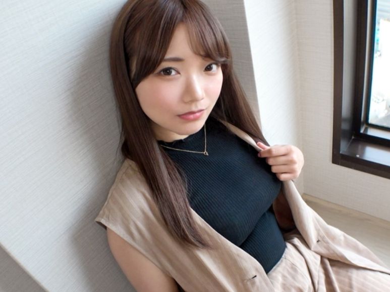 【仕事帰りの美人事務員】『こんなに濡れちゃってるよ…』ナンパで捕まえたムレムレおまんこを丸出しに！手マンでびちゃびちゃに濡らして大興奮のグチョグチョセックス！ｗ