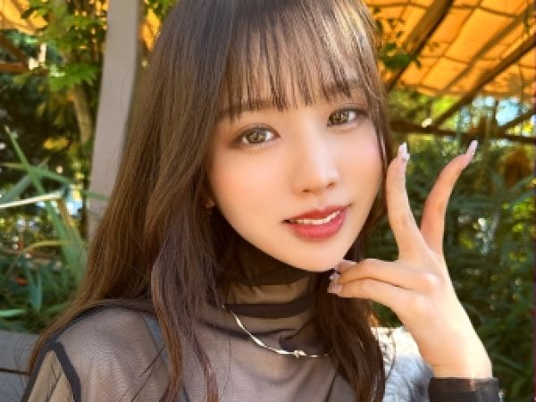 【ドM美少女のイキまくり生ハメSEX】『イッちゃう…またイッちゃう…』超スリム美巨乳ちゃんが敏感すぎて何度も絶頂！チンポ挿入でマン汁垂れ流し、中出し懇願するドスケベ娘にメロメロ♡