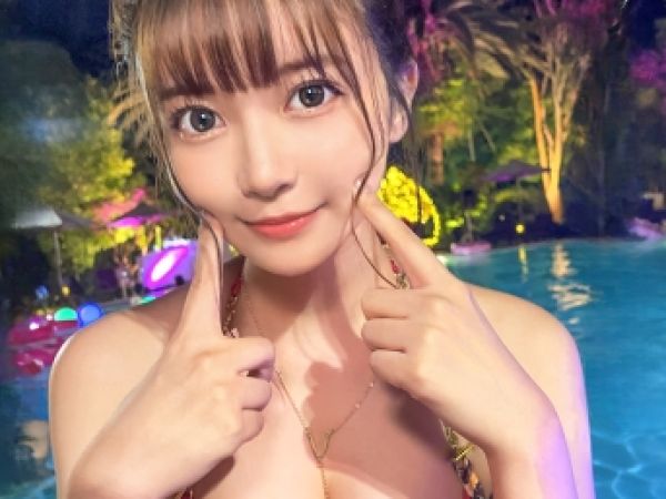 【裏垢で見つけたエロカワ美少女】『もっと…欲しい…』SNSで繋がったSSS級巨乳娘が本能むき出しで連続セックス！敏感なカラダを激しく突かれ、喘ぎ声が止まらない！禁断の快楽に溺れる！